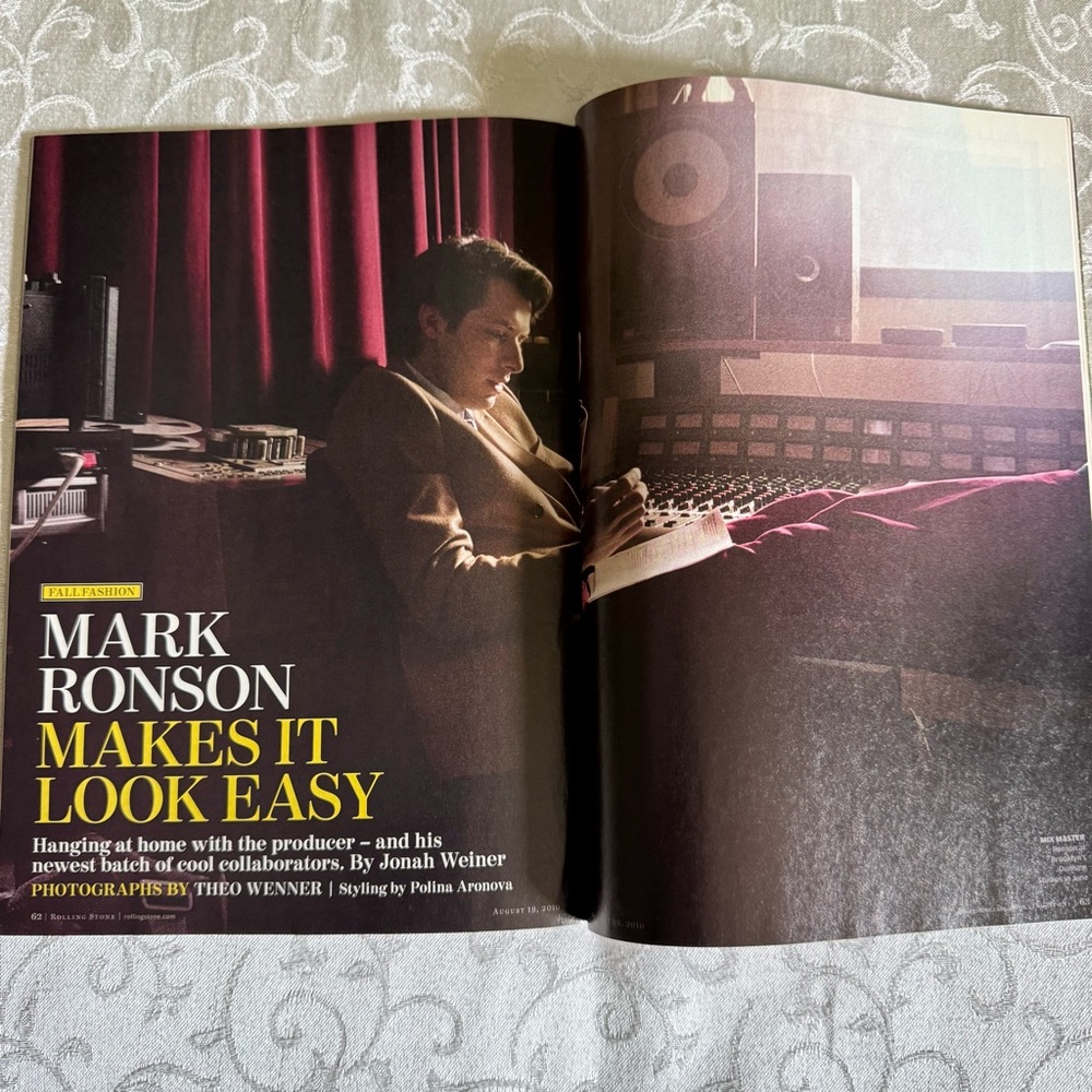 Rolling Stone Magazine Issue 1111 August 19, 2010 - Picture 8 of 9